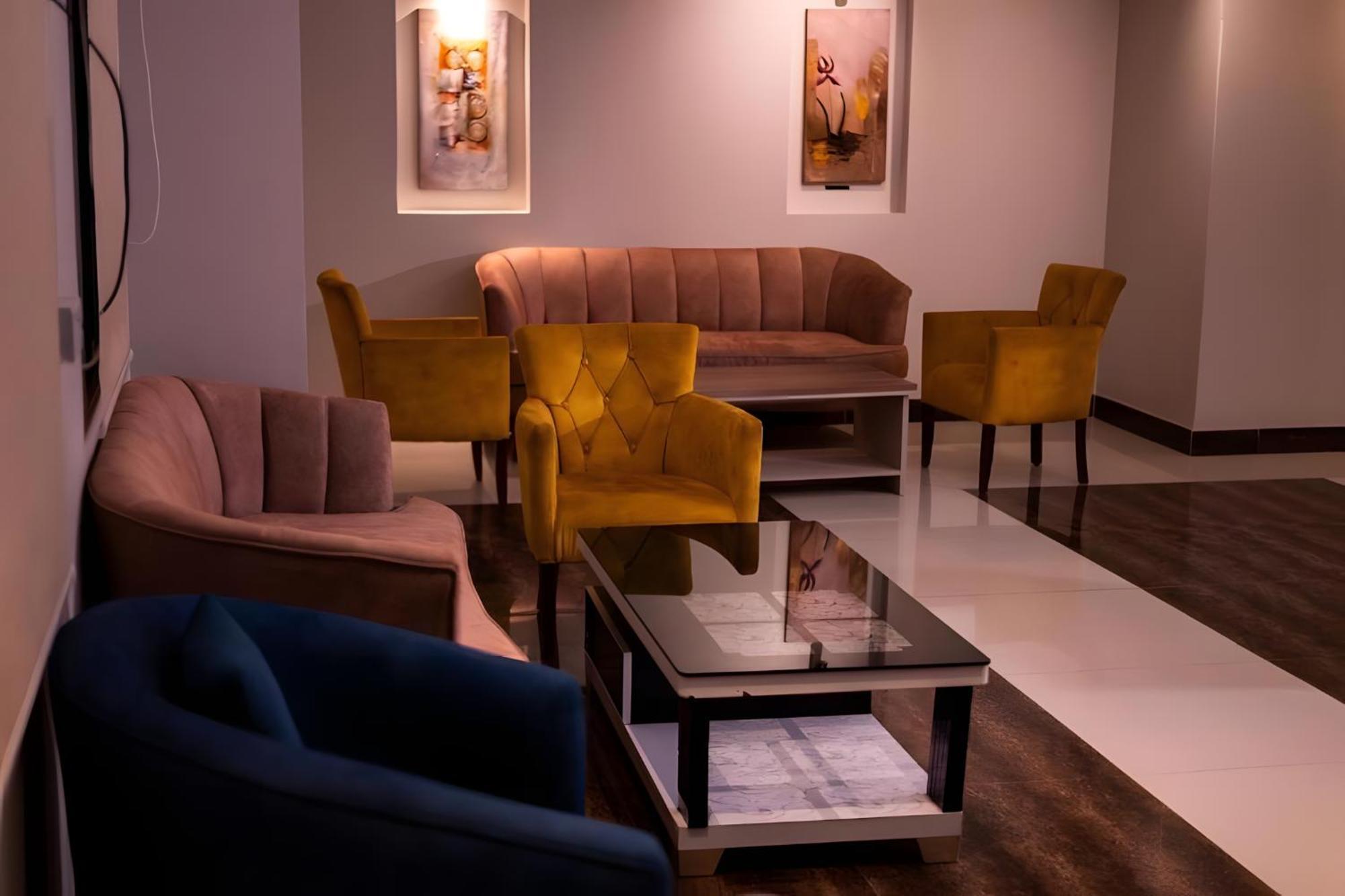 Ahlin Suites リヤード エクステリア 写真